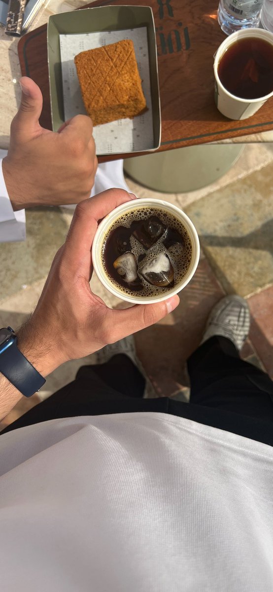 i_i_i1i's tweet photo. حدثنّي عن أمتع الأوقات ، أحدثك 
عن وقت تنتشر فيه رائِحة #القهوة “🤎 https://t.co/u8owQLuBRF