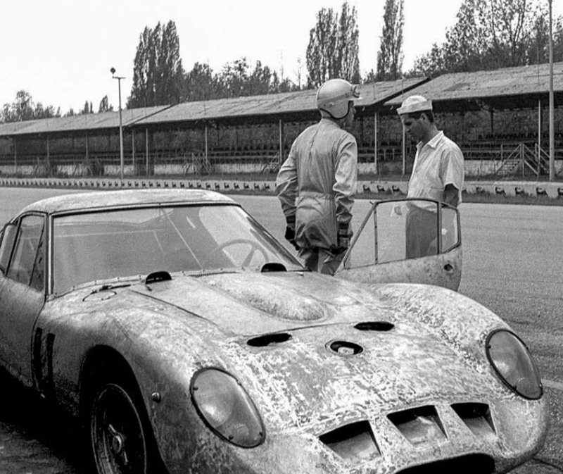 Josemivn's tweet photo. Hoy, 13 de mayo de 2023, ha fallecido a los 96 años el ingeniero italiano Giotto Bizzarrini. 

Autor de tantas obras eternas. Pero queda para siempre su firma en la Obra Magna del automóvil: el Ferrari 250 GTO.

Descanse en paz. https://t.co/INNgUPA9OK