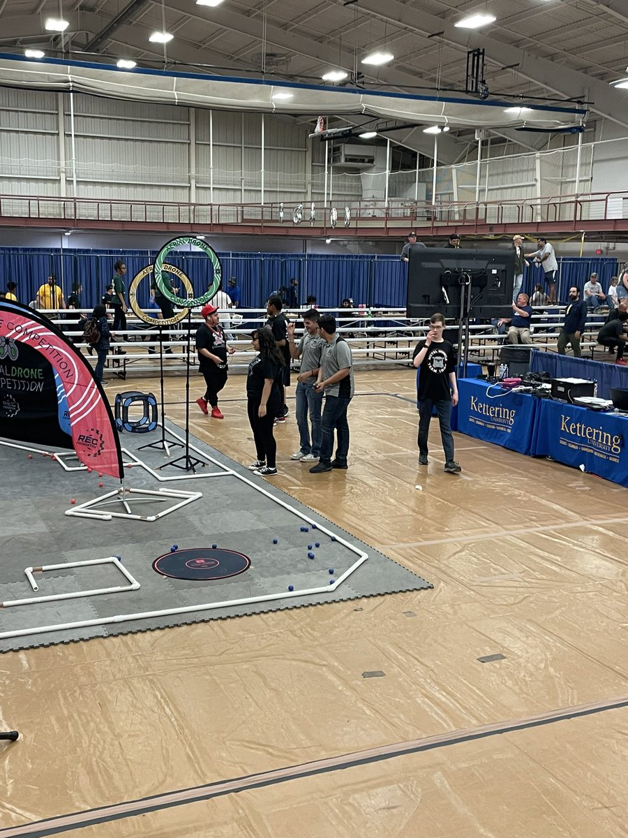 Scorpions get another W to end the 1st day of the Aerial Drone National Championship. The team goes 3-1-1 for the day. 5 more matches & one more attempt in the autonomous skills driving tomorrow. Let’s go Clarissa, Diego, & Brandon!#ClintTech #DistrictOfInnovation #ScorpionStrong