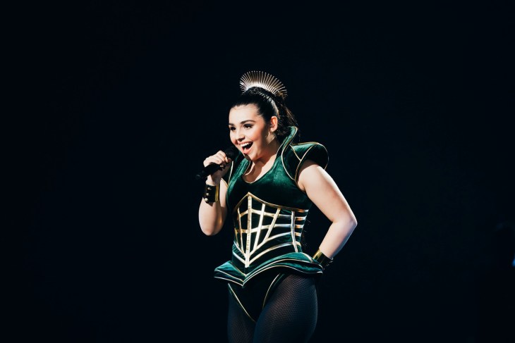 chicapaella's tweet photo. Eurovision Loki variant https://t.co/GNEqSUOzXO
