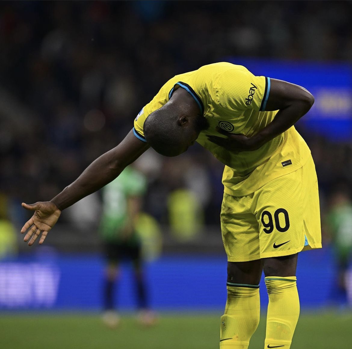 vasco_rac_inter's tweet photo. La verità è che al mondo tu servi così…

#lukaku #intersassuolo #inter #vascorossi #vasco #vascoraccontalinter #epoimiparlidiunavitainsieme https://t.co/tnKlvrtIjR