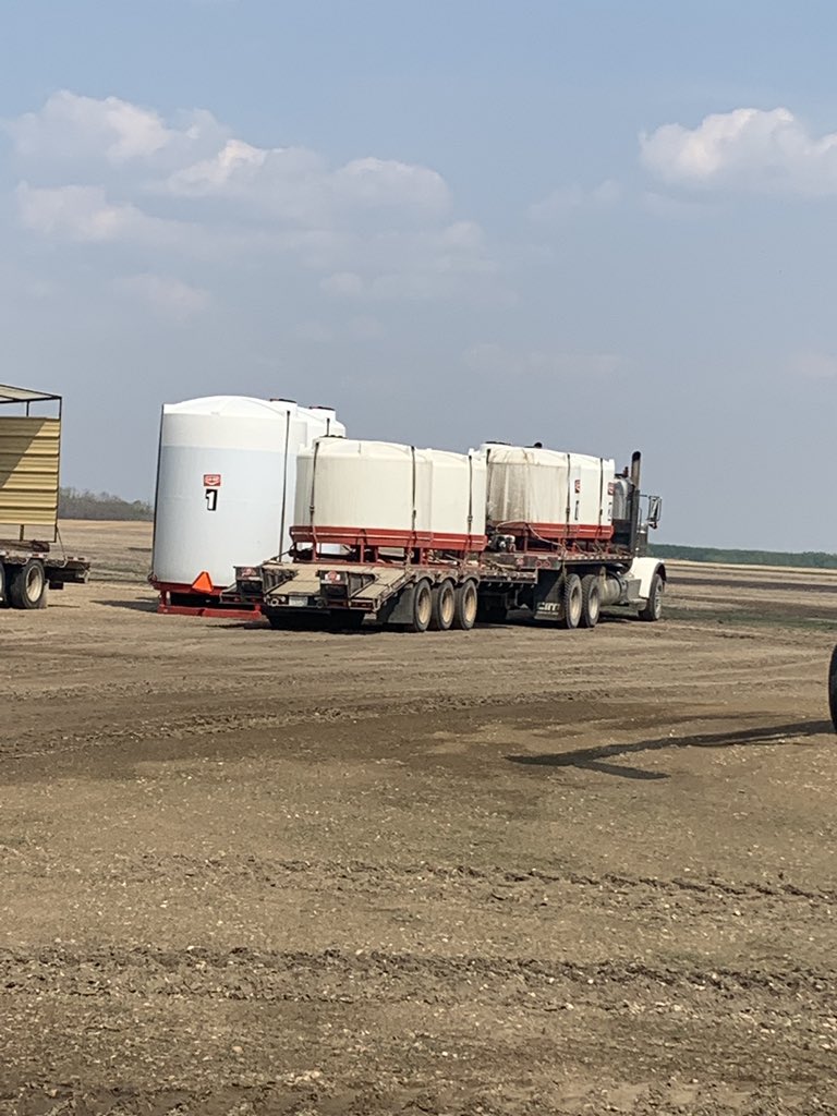UAN treated with #ExcelisMaxx delivered straight to farm! Thank you to the dedicated team at #LakeCountryCoop Shellbrook for making it even easier to secure your nitrogen investment! #TimacAgroCanada #LakeCountryCoop #forourfarmers #FarmTheFuture