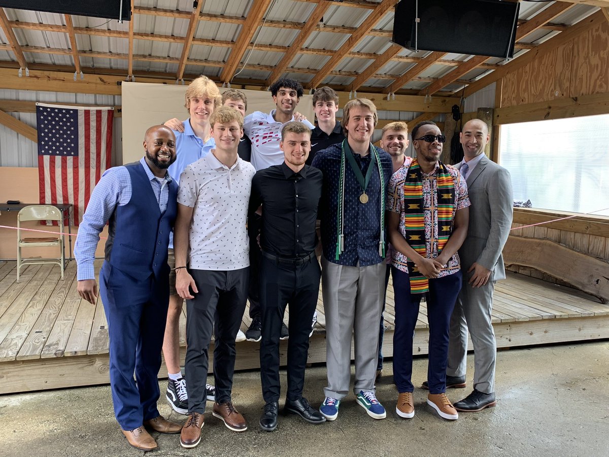DubC_MensHoops tweet picture