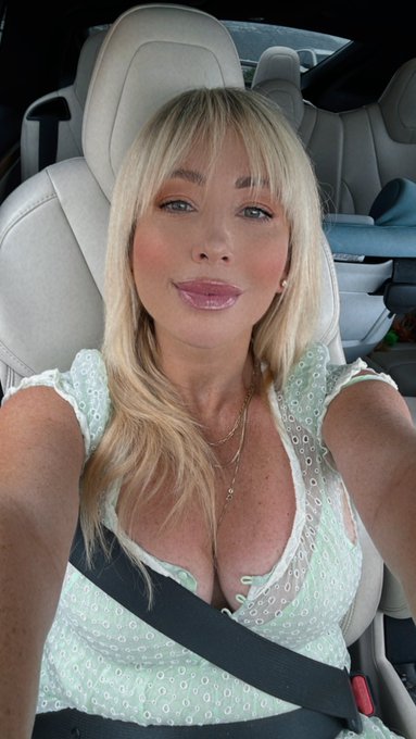 Hi babes https://t.co/4D3nxalUwx<a href="/tag/podcast"class="tags"><span>#podcast</span></a>