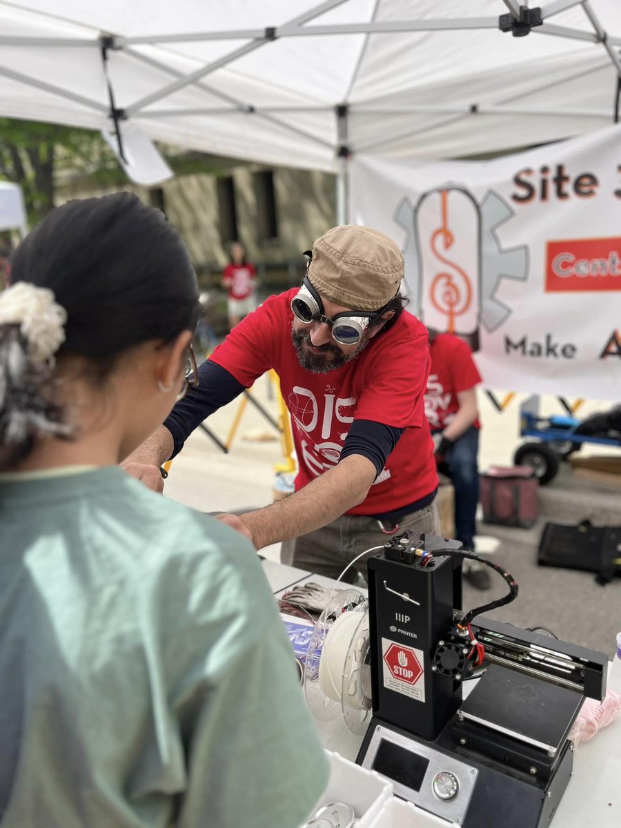 SR UofT (St. George) tweet media