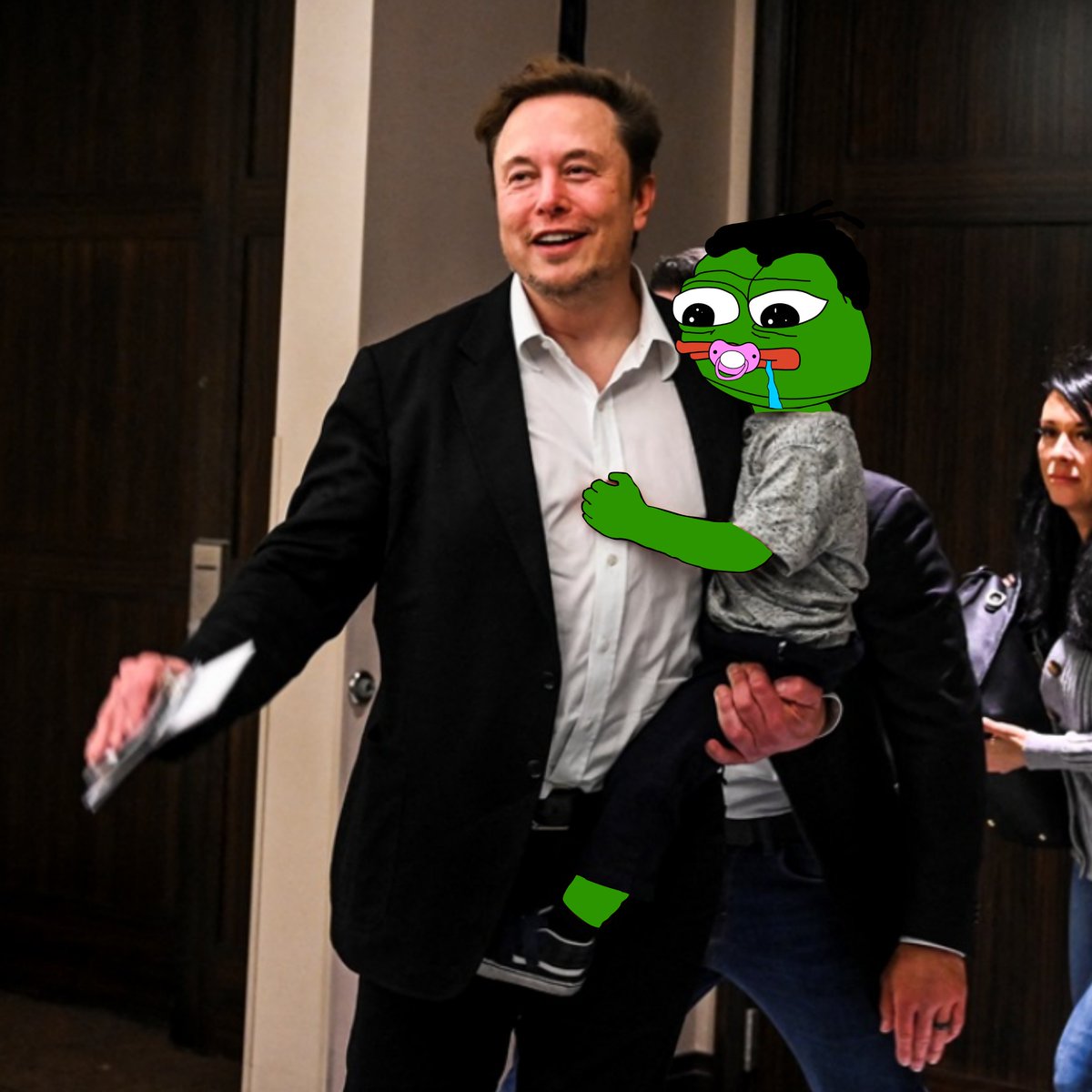 BabyPepeETH's tweet photo. Chillin' w/ uncle @elonmusk 🐸🍼 https://t.co/wocvx93NCA