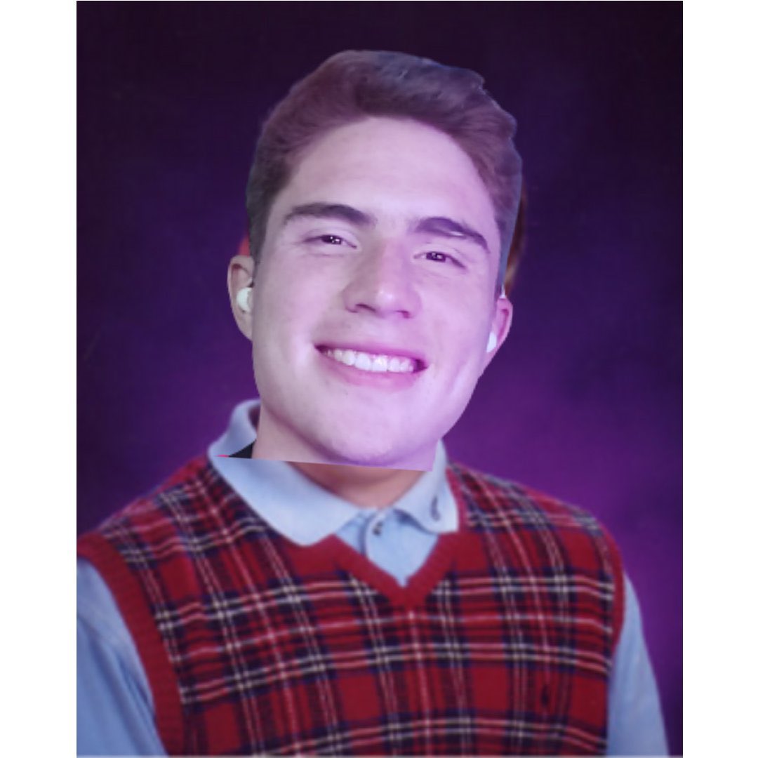 ichazito's tweet photo. En 2 semanas empiezan finales en todas las ligas en las que juego y me desgarre hoy jajaja el mago lo hizo de nuevo https://t.co/t0w75X3c7X