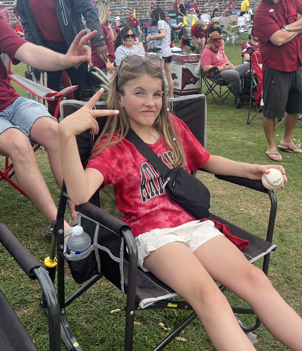 therealjwil33's tweet photo. #OmaHogs #Thisisbaseball https://t.co/P9Xx0V0R6P