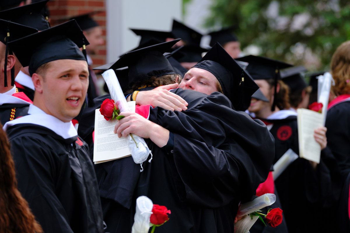 WabashCollege's tweet photo. Little Giants forever! Congratulations grads! ๐๐ #WAF #AlwaysWabash #Wabashgrad23 https://t.co/OzPw9exdyx
