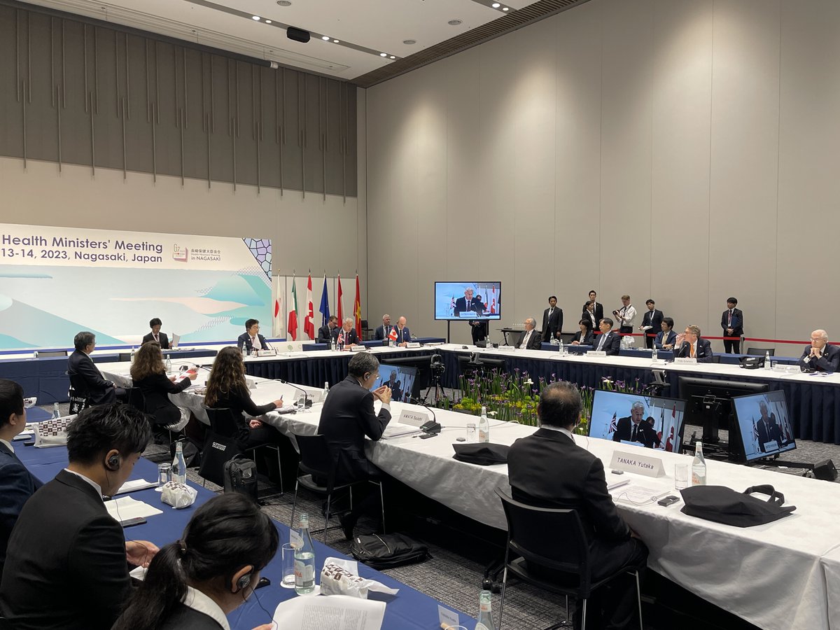 カナダの保健大臣と個別に会談後、認知症シンポジウムに出席しました。
by staff
#G7長崎保健大臣会合