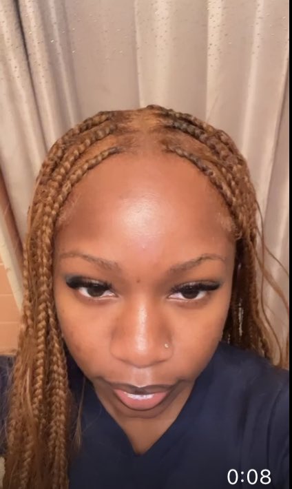 ellisaseleste's tweet photo. These Boho Braids are gonna have me in a choke hole this summer 🤧❤️! https://t.co/RcKy2XYGwh