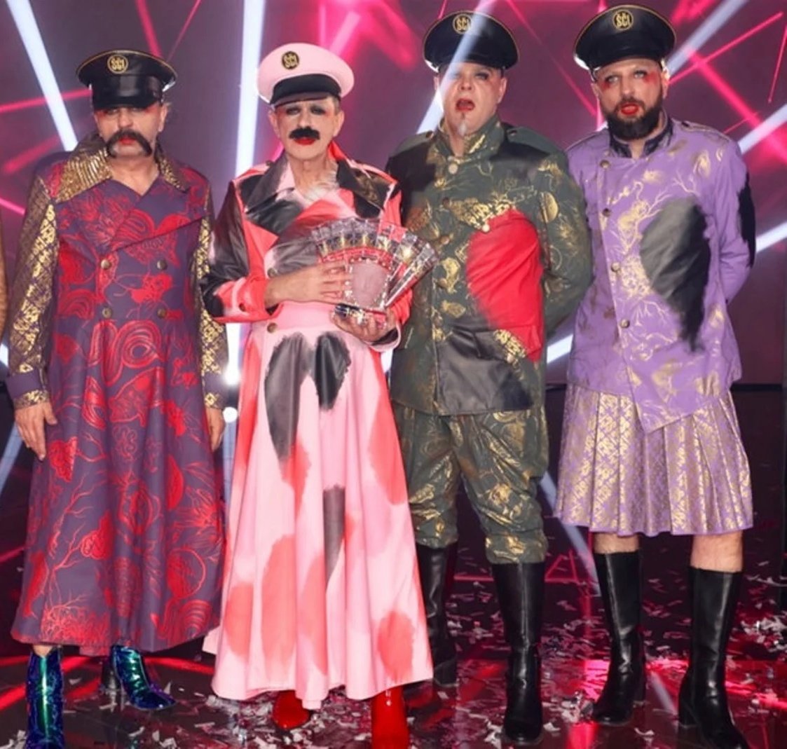 okay_ryann's tweet photo. franco, hitler, mussolin y hirohito en la segunda guerra mundial #Eurovision2023 https://t.co/riEQFoXvtp