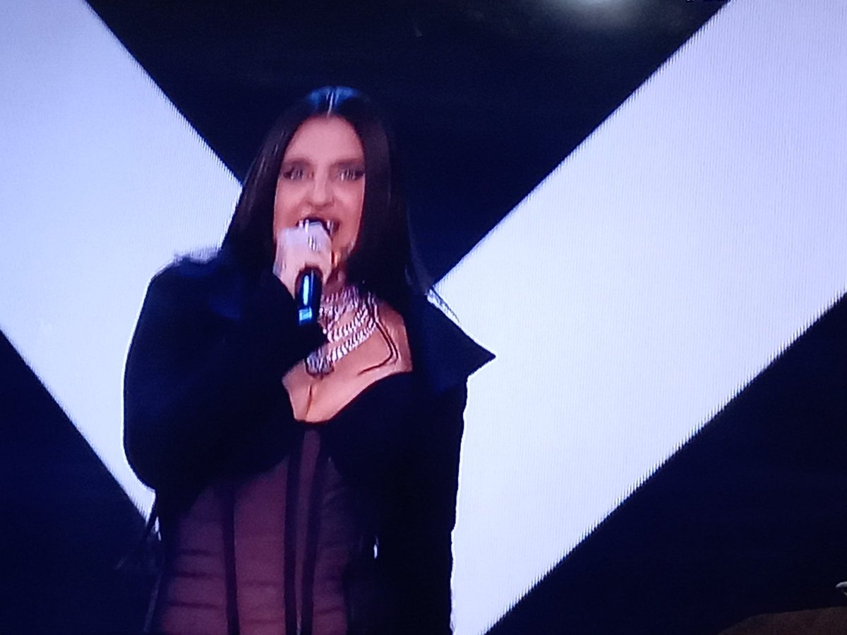 1directionilysm's tweet image. I'm watching #Eurovision2023    #eurovision    and i just feel beyond proud of @maemuller_ I still remember watching her in @LiamPayne #LPshow like it was yesterday. Wishing you all the best from Greece Mae🤍🤍 #MaeMuller