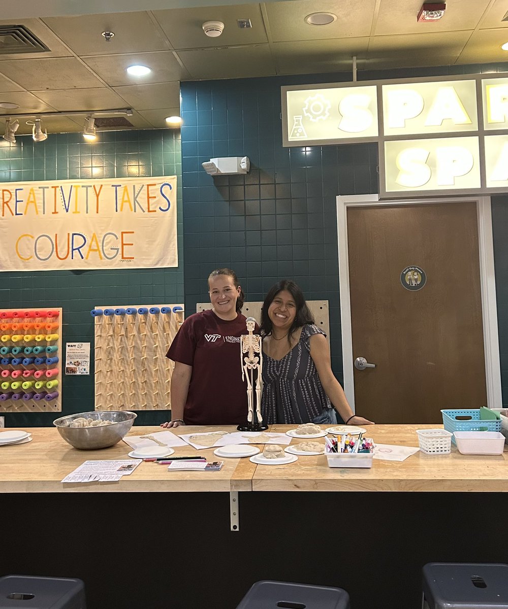 Spent the morning volunteering with Alex Murias at WonderUniverse: A Children’s Museum for their STEM Saturdays with our ‘Build Your Own Bone’ station. So glad we were able to promote STEM education while giving back to our community. #STEMeducation #biomechanics