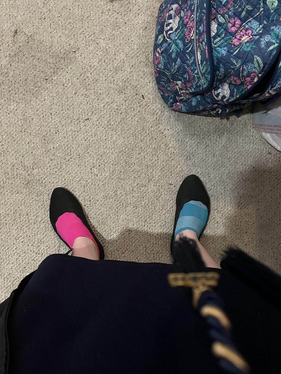 Mirror_Image7's tweet photo. Subtly evoking the trans flag through the combination my only two clean socks and my white-ass legs https://t.co/JT0zzLK1pW