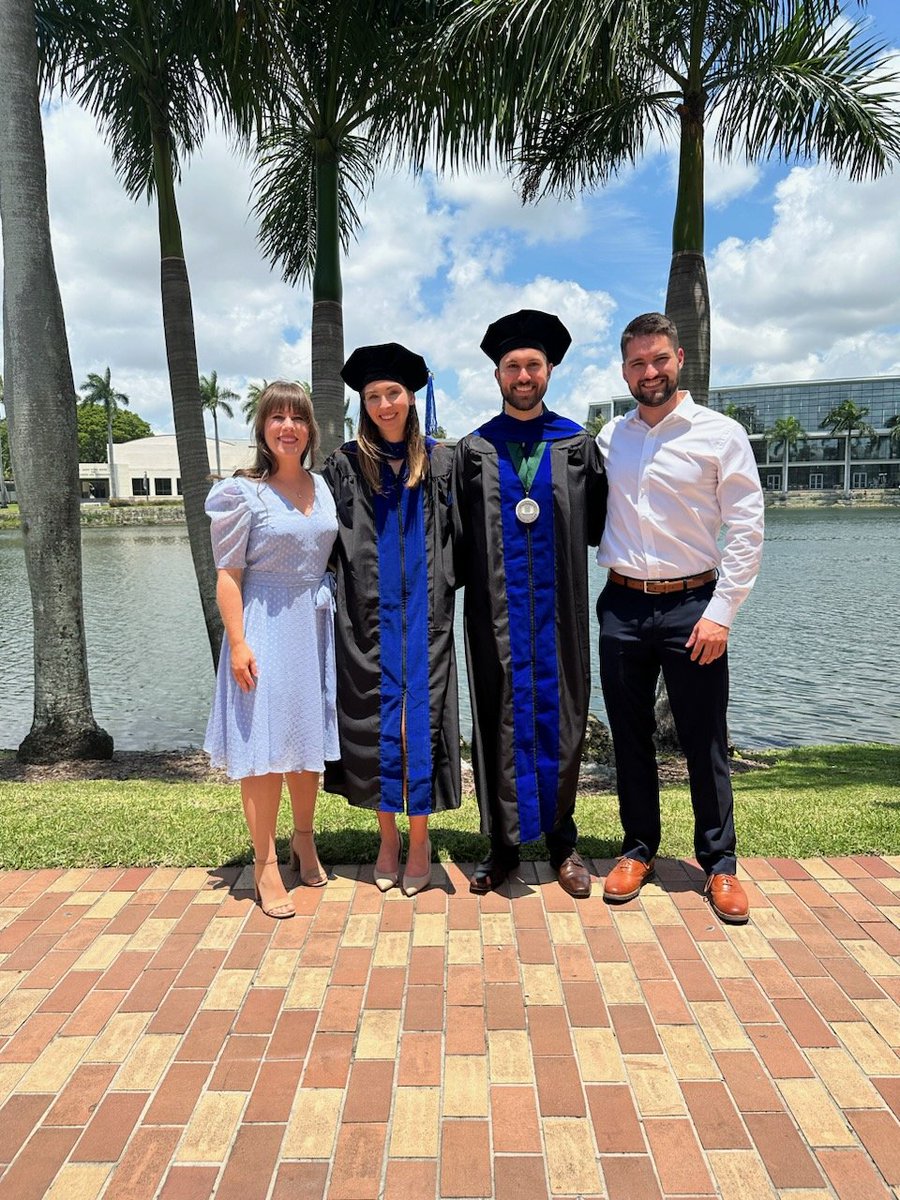 Dr./Prof. Sarah Furtney tweet media