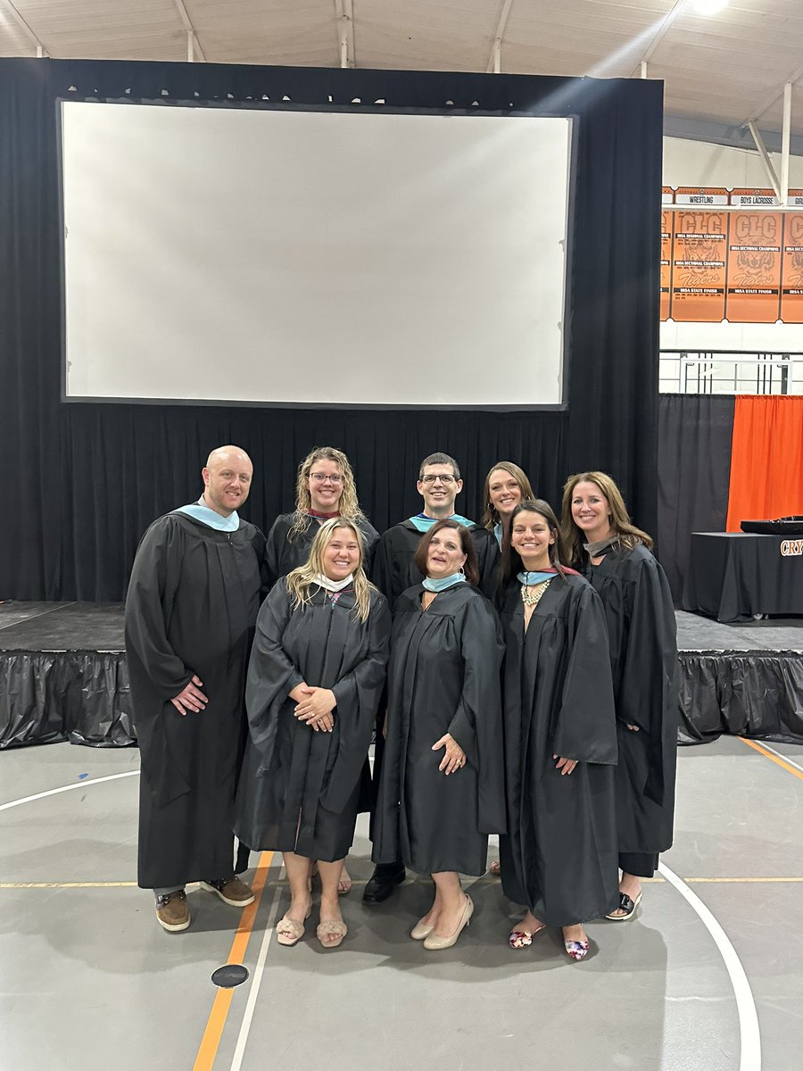 MrsCoachSelner's tweet image. Squad ❤️ #WeRCLC #D155Inspire