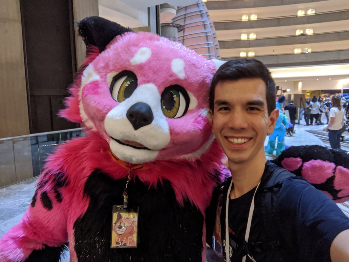 Graham_Engineer's tweet photo. Day 2 fursuit selfies 😁📸

🩷🩷 = @BapTheWah
🟠⚪ I asked their name but forgot 😭
🟣🐦 = @BigPurpleSentri https://t.co/dH2c0BQ8OQ
