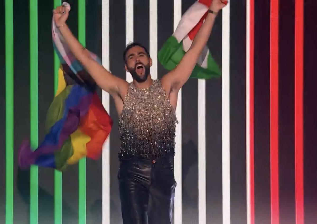 IlContiAndrea's tweet photo. Amisciiiii europei e su Marte CODISCE 11 #MarcoMengoni #Escita #Eurovision #Eurovision2023 https://t.co/FdtmWHioIe