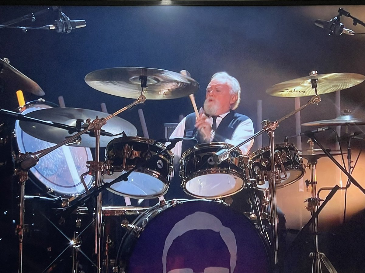 For anyone outside of the UK wondering who that is on drums for Sam Ryder, that is Captain Birdseye one of our most decorated naval officers. #Eurovision
