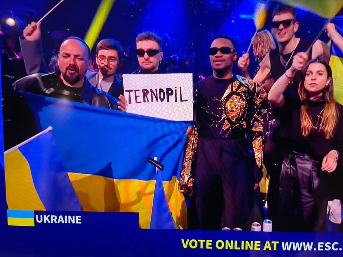 United24media's tweet image. Russia attacked Ternopil, where @TvorchiOfficial are from, right before their performance at Eurovision.

@TvorchiOfficial took this sign to show support for their hometown. We stand with Ternopil and all people in Ukraine who experienced the attack.