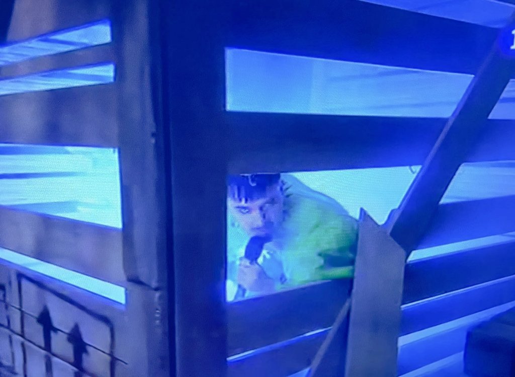 FranGamer_97's tweet photo. El medio limon cuando abres la nevera de noche #Eurovision #Eurovision2023 https://t.co/RlZ6ZLAucC