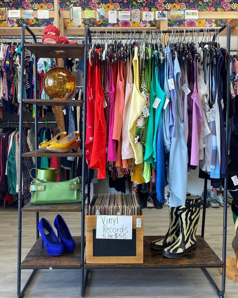 Come check out our new rainbow themed favorites for summer here at fashionpact!!! Open from 10-8!!!☀️🤗🫶 instagr.am/p/CsMofjxvWcd/