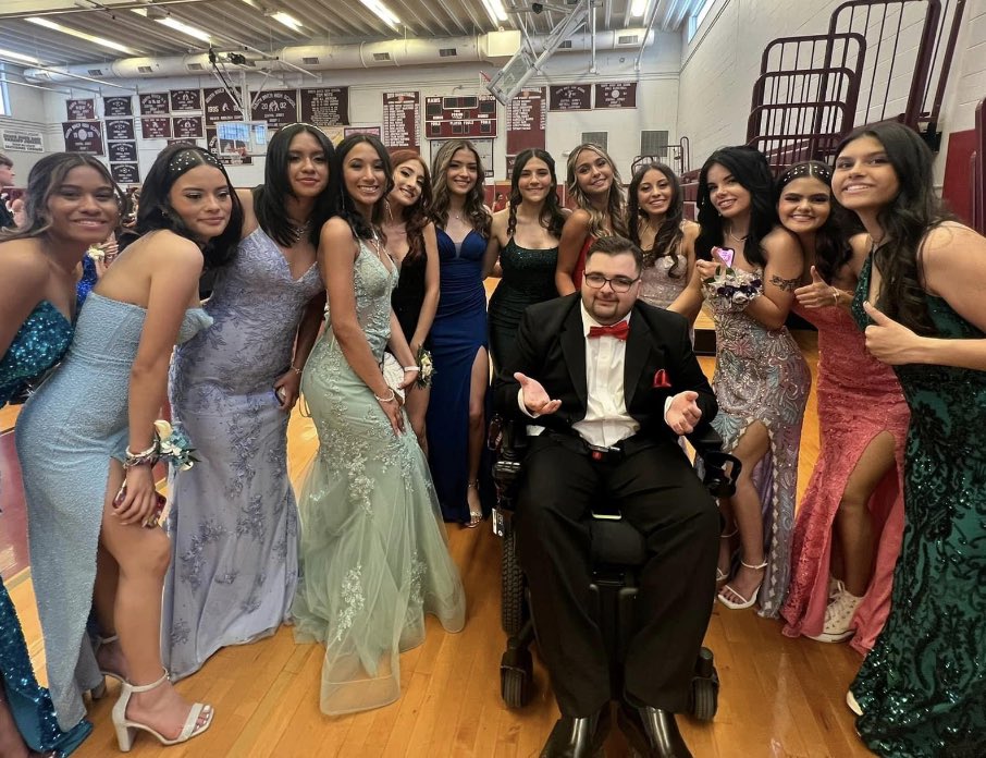 SRHS_Unified's tweet photo. This guy…
#srhs #gorams https://t.co/VfAExXXj0n