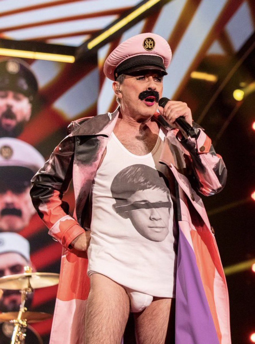 Mi madre: le has dado la medicación al abuelo?
Yo: ... Creo que sí 
El abuelo:

#Eurovision2023