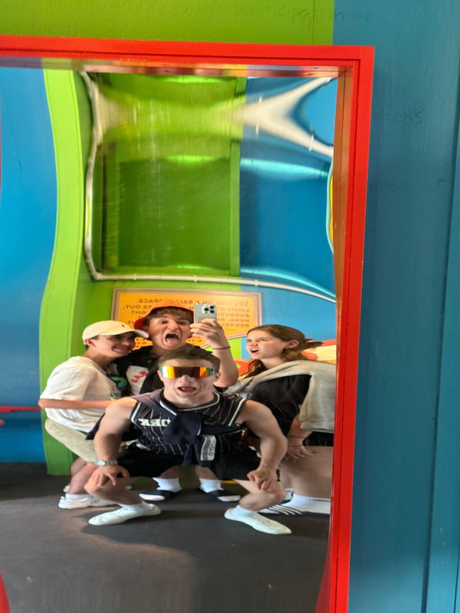 Warminster Biology tweet media