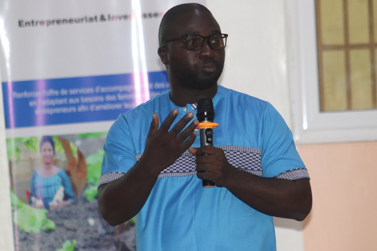 DECLICsud's tweet photo. 📹Retour en images du #Demo_Day co-organisée par Declic  et #Baziness Lands.💡

Les 125 jeunes entrepreneurs accompagnés par @DECLIC et Baziness Lands dans le cadre du projet @Usaid Entrepreneuriat &amp; Investissement viennent de terminer leur parcours de pré-incubation. https://t.co/j6QTRFGxQz