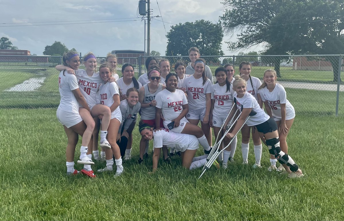 Mexico Lady Bulldog Soccer tweet media