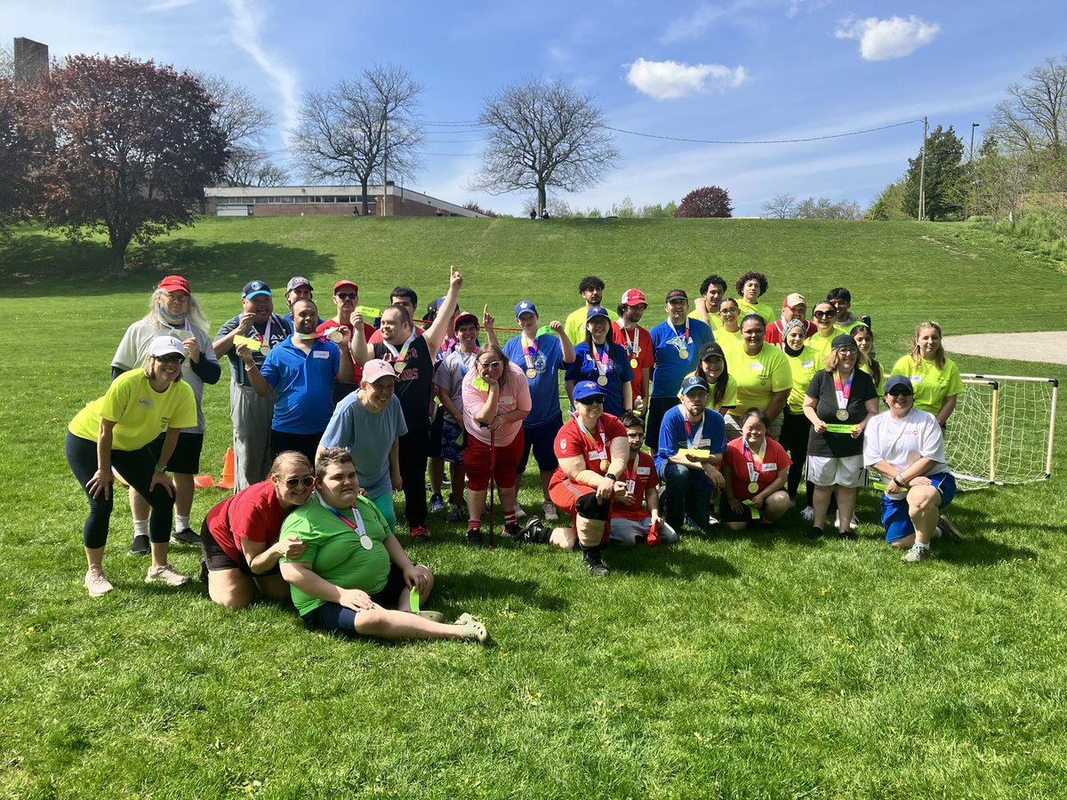 Clare Mahon tweet media