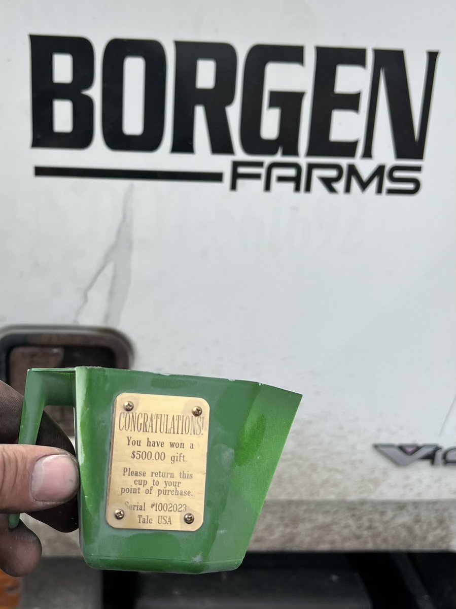 MattMbfarm's tweet image. Interesting find @BBFarming @BorgenFarms had in a @TALCUSA pale thank goodness @Dickson_ben33 was paying attention. Might have been lost 😂#plant23 #talc #agtwitter #corn #sugarbeets #winning @WCAgServices