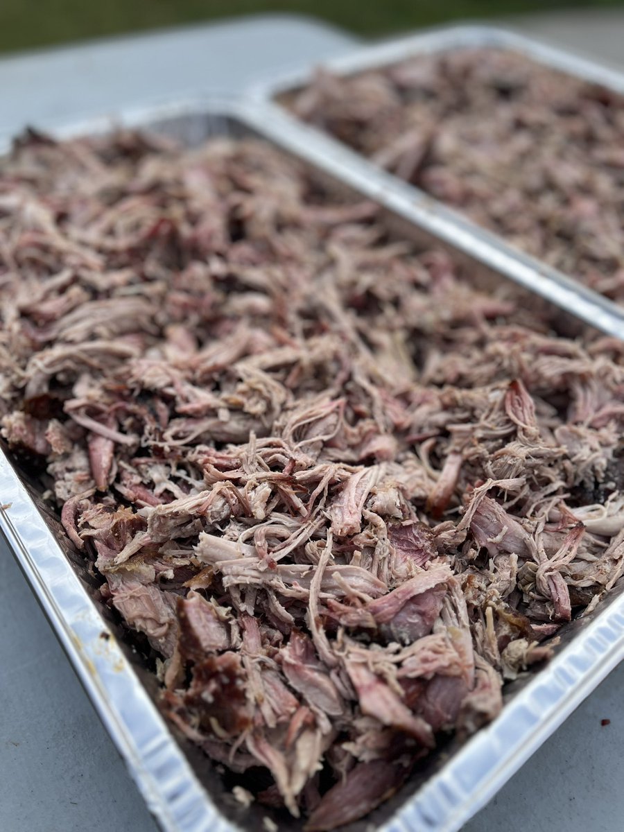 TheSCBBQCo's tweet photo. Pulled pork ready to go!! #bbq #outdoorcooking #thescbbqco #swinetime https://t.co/t9mvHYTLOa