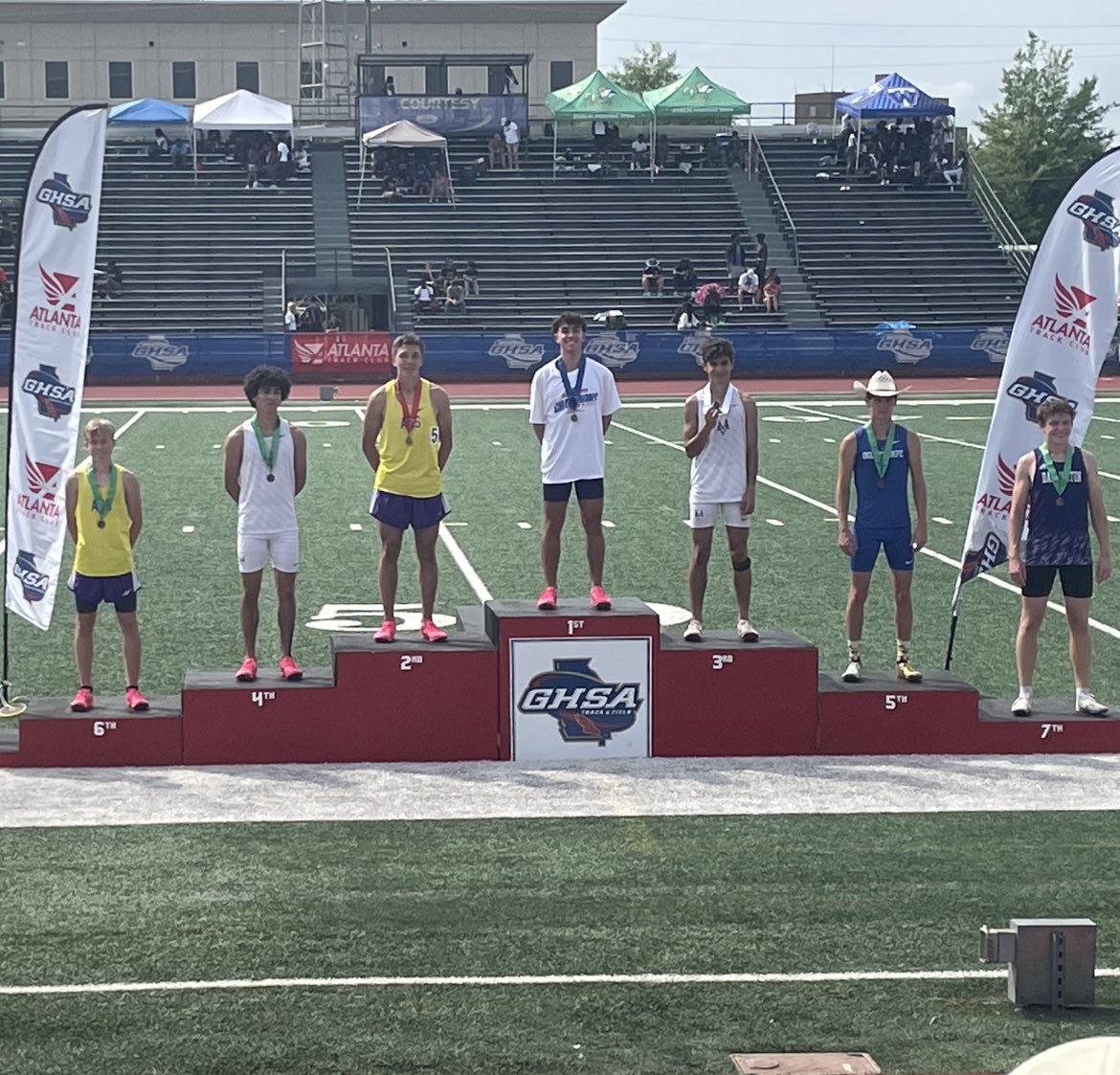 MVSchoolTrack's tweet photo. Safe to say that @TheMVSchool mid-distance has arrived! The 1st time that we have 2 to make top 4 at @OfficialGHSA Track State Championships in boys 800m Haris Flynn 3rd and Curran Jolly 4th @MV_Athletics https://t.co/zdIAHD7Wm3