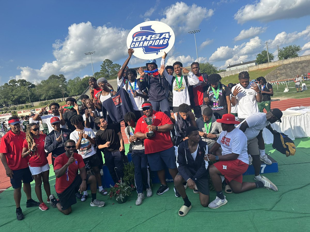 DrTALarry's tweet photo. And there you have it!! Sandy Creek wins Region 3A State Championship in Track & Field for GIRLS and BOYS!! ๐ ๐๐๐พ๐๐๐โค๏ธ๐ #YearofFirsts๐ช๐พ๐คท๐พโโ๏ธ #StateChampsAgainโค๏ธ๐ค๐ #PatriotPride๐ฅฐ #winby14 #winby46 https://t.co/qkZ3GI6m2P