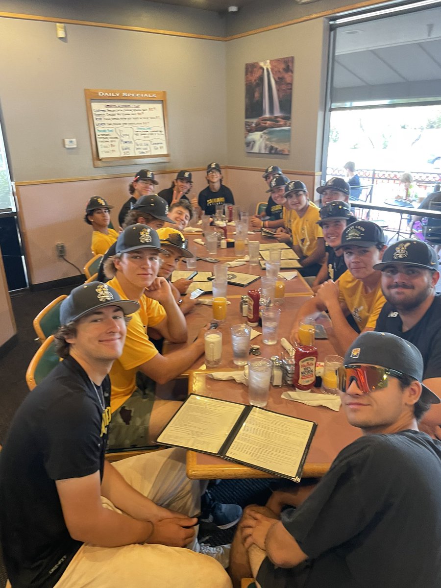 Joe Muecke tweet media