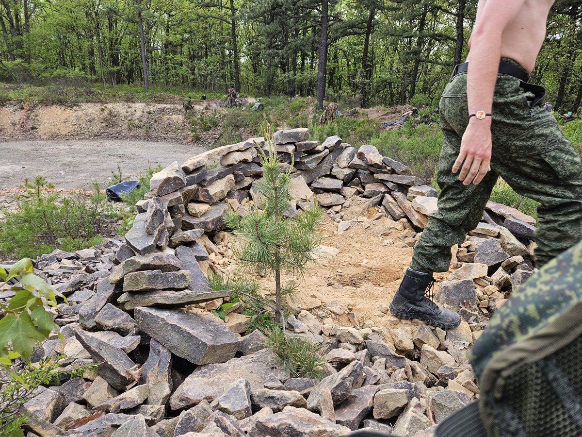 TSSRairsoft's tweet photo. The kids call it Minecraft. I call it #milsim #MSW #airsoft https://t.co/rBCY86bqJs