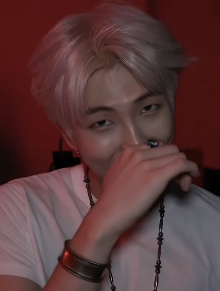 junkkiee's tweet photo. ⠀⠀⠀⠀ ⠀⠀⠀ ⠀⠀⠀    

                     KENAI 🫀
           y/n’s baby daddy au. https://t.co/n1k0KGSvQP