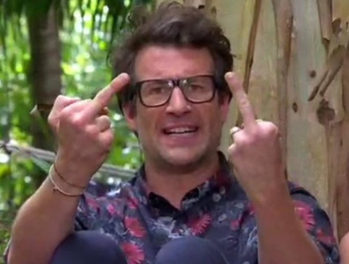 ganz deutschland gerade vor dem tv #ESC2023 #Eurovision2023