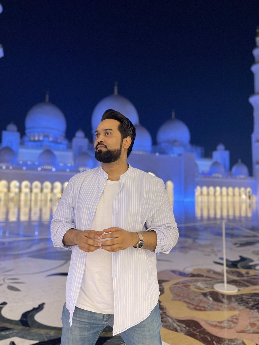 idreesahmed002's tweet photo. Grand Mosque Abu Dhabi 
#idreesahmedofficial
#idreesahmed
Idrees ahmed https://t.co/tgeP0Myr6K