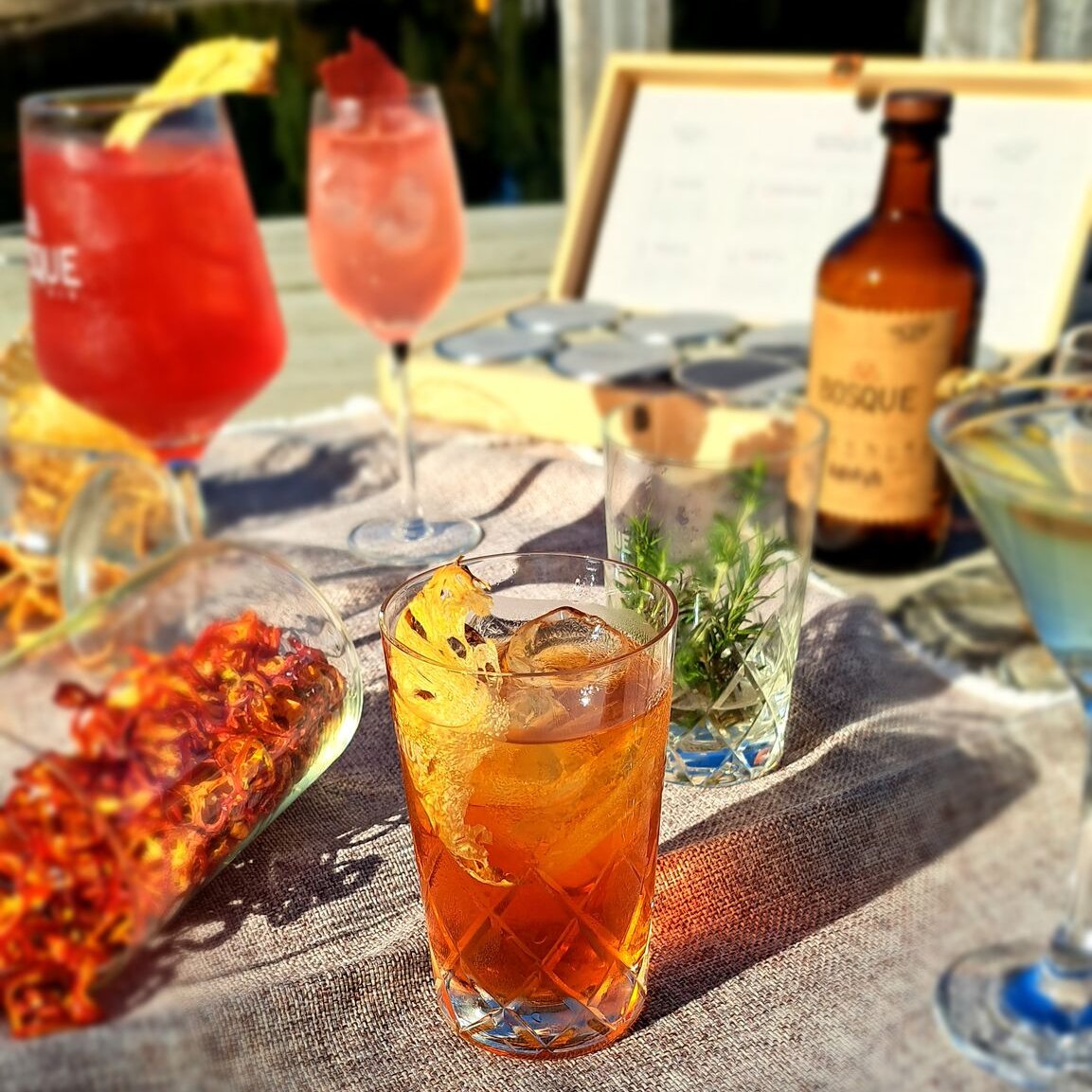 Las_Balsas's tweet photo. TheGinBar. Buenos motivos para celebrar con @BosqueGin: Pasión por la naturaleza, por #Patagonia, por productos locales, por celebrar los buenos momentos. Nos une ser conscientes de nuestro paso por la tierra. Nos une ser #EmpresaB
#Gin @SistemaBArg @BosqueGin @SistemaB https://t.co/MfmzJIMD7a