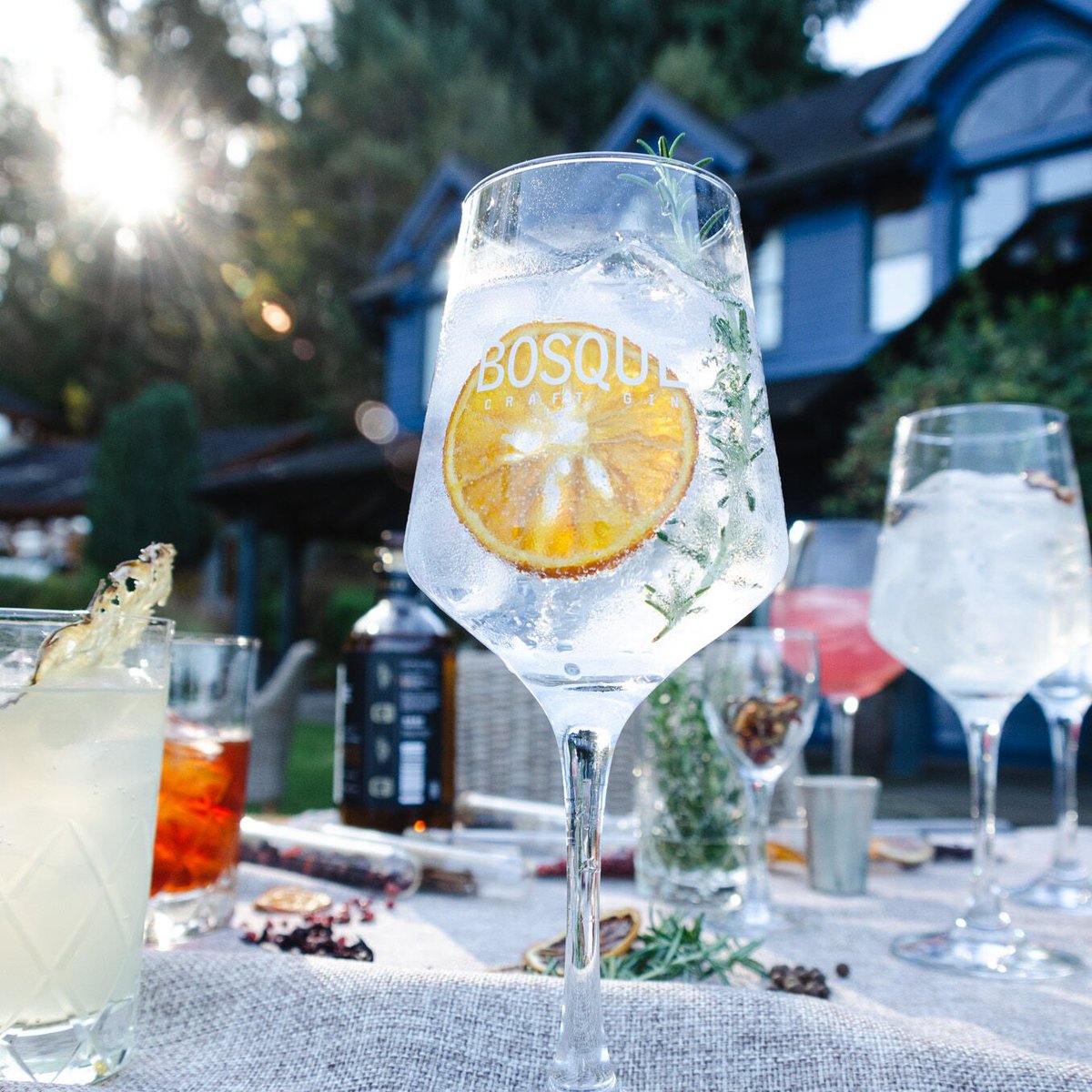 Las_Balsas's tweet photo. TheGinBar. Buenos motivos para celebrar con @BosqueGin: Pasión por la naturaleza, por #Patagonia, por productos locales, por celebrar los buenos momentos. Nos une ser conscientes de nuestro paso por la tierra. Nos une ser #EmpresaB
#Gin @SistemaBArg @BosqueGin @SistemaB https://t.co/MfmzJIMD7a