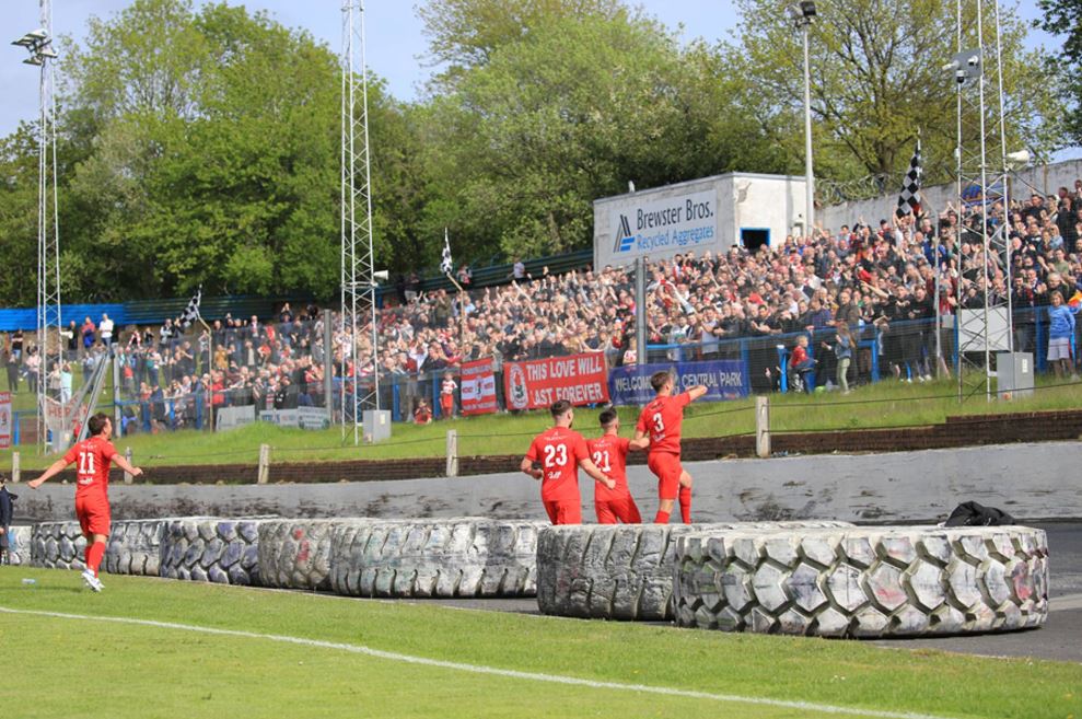 Fife Football on Twitter "RT BonnyriggRose 1⃣ year ago today a Neil