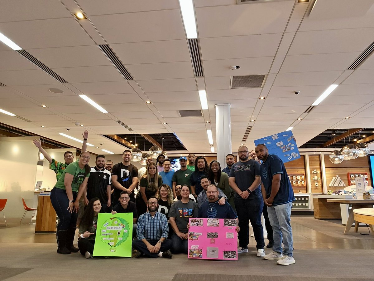 Great conversations this morning with the team around #Mentalhealth! #GoWest #BringtheHeatDSW #MentalHealthAwarnessMonth #lifeatatt #MentalHealthDay