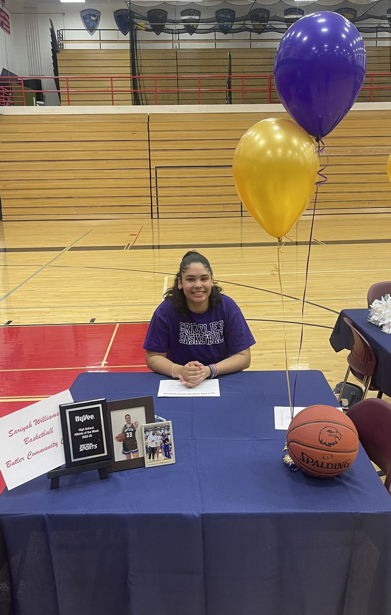 SariyahW_Sports's tweet photo. Officially signed to play 🏀 @ButlerCCWBB #sariyahwilliams @PreachaZo https://t.co/rxwX4YYy5Y