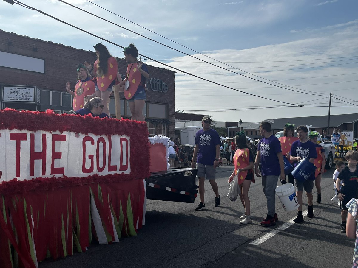 Our kiddos worked so hard to design a beautiful float for the Strawberry Parade and it shows.  They took on this project and owned it. Super proud of their hard work!