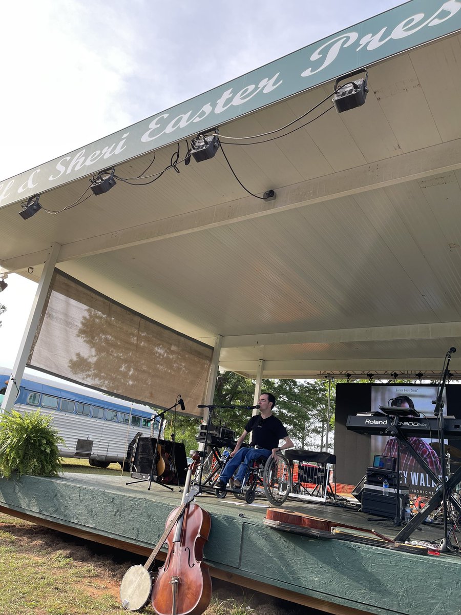 Sheri Easter tweet media