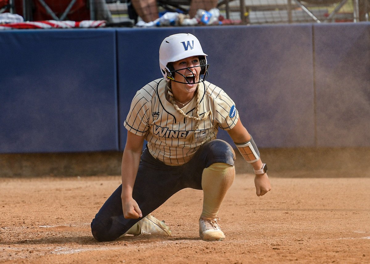 WU_Bulldogs's tweet image. 1st Super Regional in program history
Program-record 48 wins
3 straight elimination-game wins
More amazing stuff from Raechel Cutcher

The recap from big-time #WINgate Saturday!

Story | bit.ly/3M57ZJn

#OneDog | @WingateSoftball